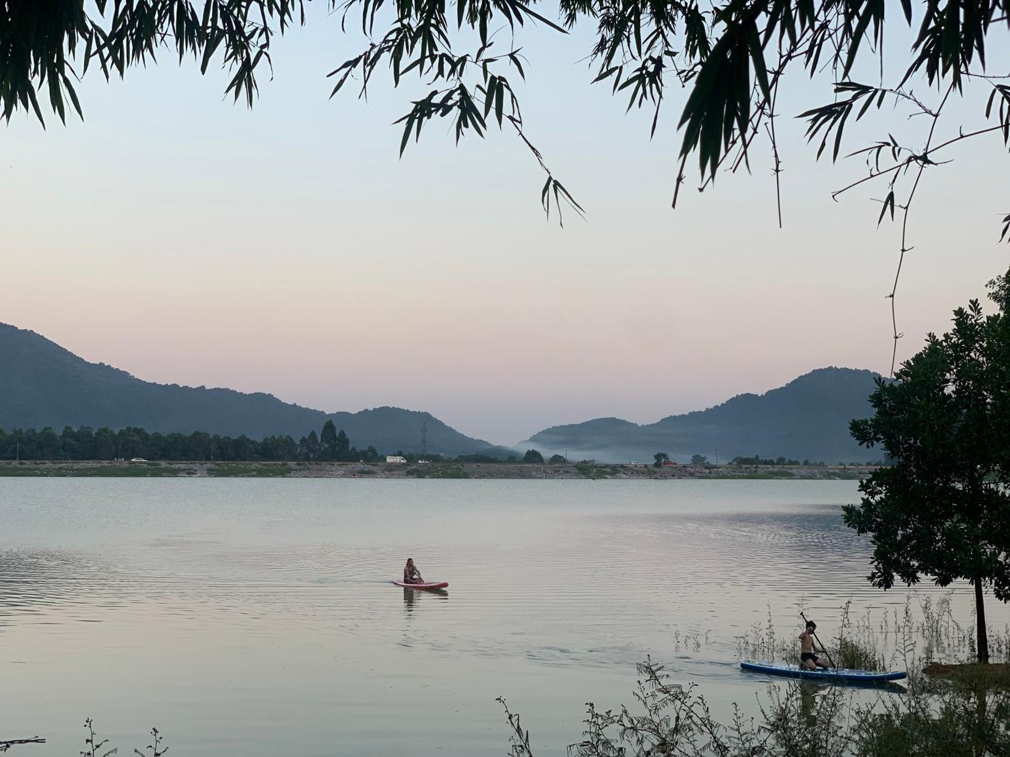 Chu Thien Homestay And Camping Ханой Экстерьер фото