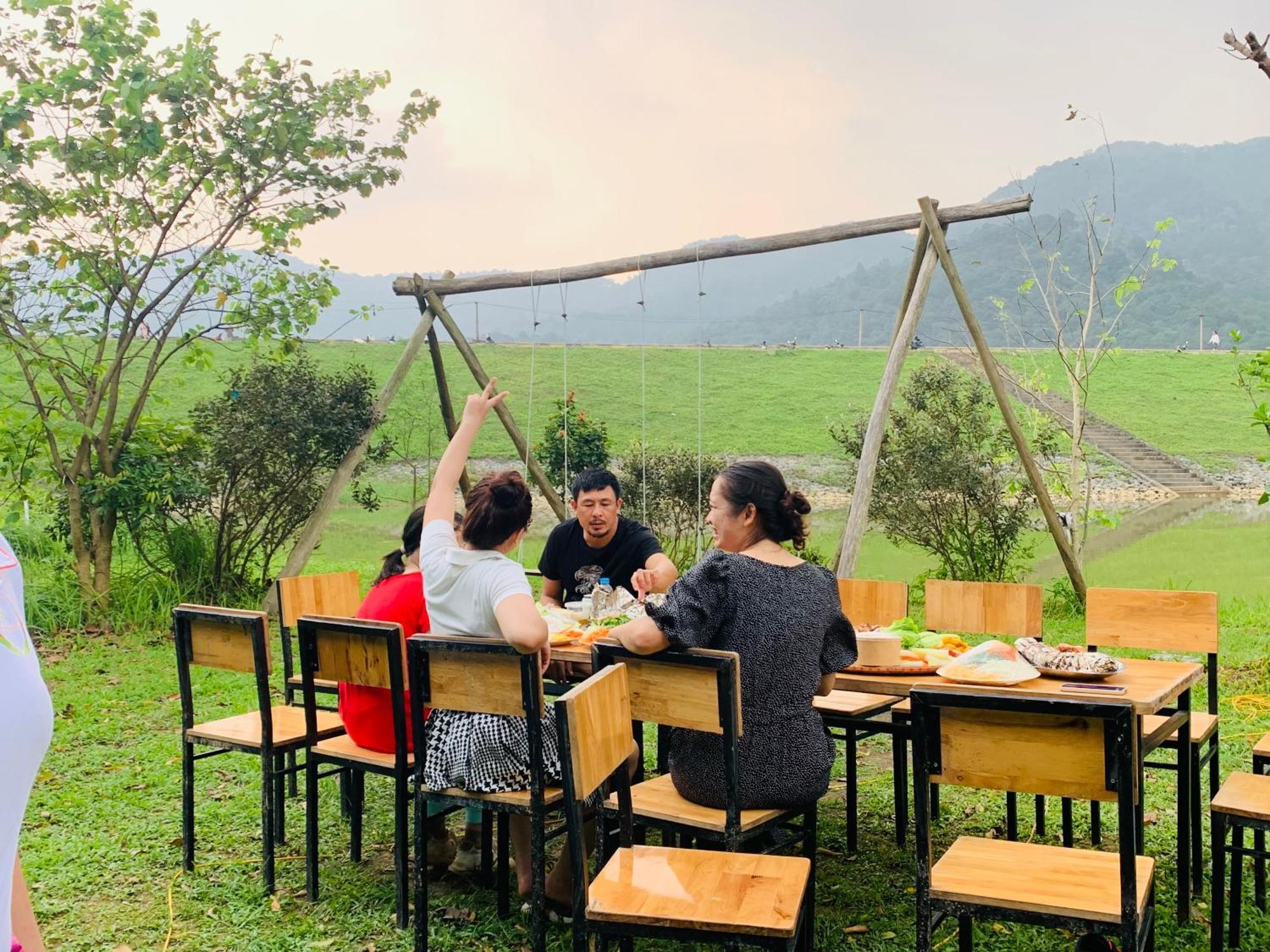 Chu Thien Homestay And Camping Ханой Экстерьер фото